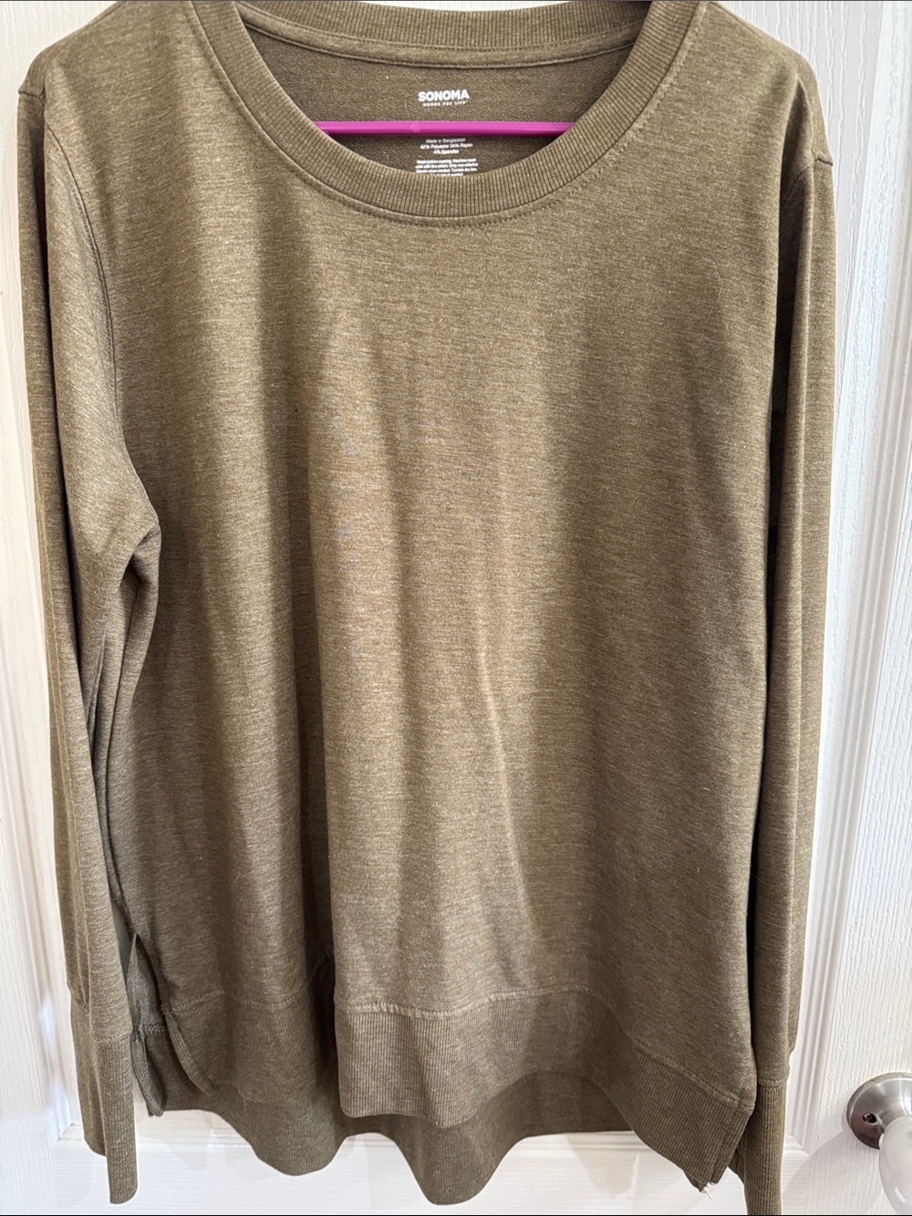 Sonoma Olive Crewneck Women's Long Sleeve Sweatshirt